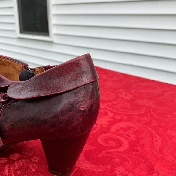 Regarde Le Ciel leather heeled ankle bootie size 40 8.5 spring summer tassel - Picture 11 of 14